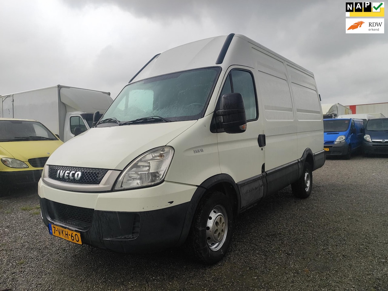 Iveco Daily - 35S13V 330 H2 AIRCO! APK! NAP!!! - AutoWereld.nl