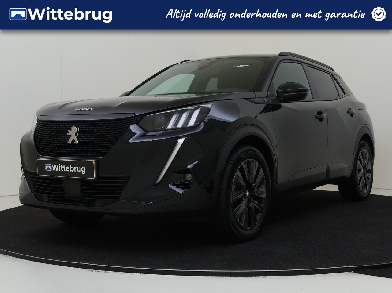 Peugeot e-2008 - EV GT Pack 50 kWh | Schuif-kantel dak | Keyless Entry | 18 Inch | Navigatie | - AutoWereld.nl