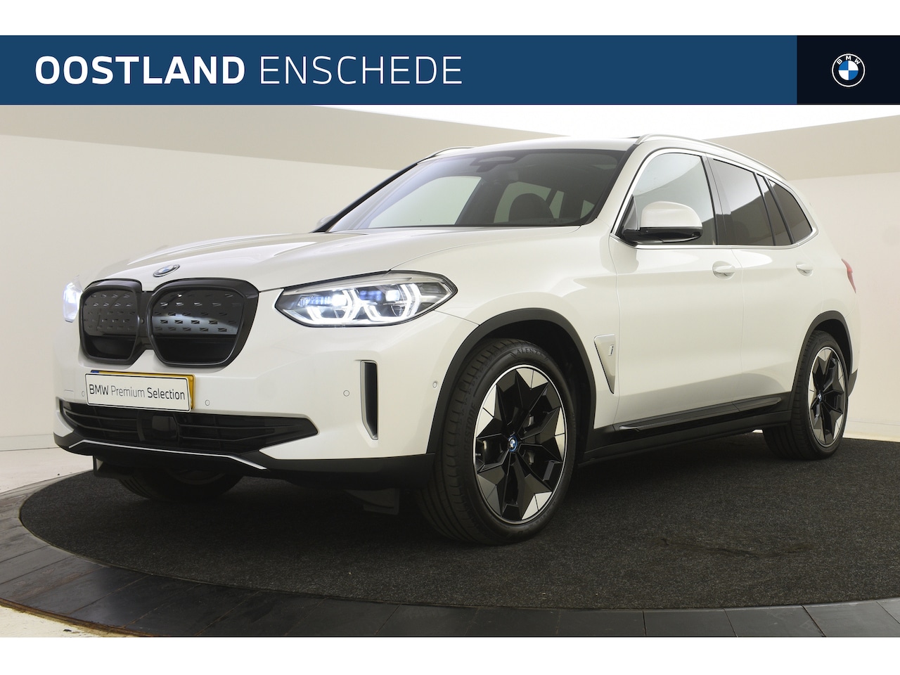 BMW iX3 - High Executive 80 kWh / Sportstoelen / Trekhaak / Adaptieve LED / Parking Assistant Plus / - AutoWereld.nl