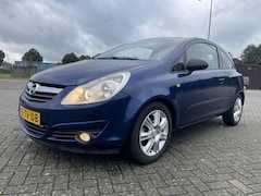 Opel Corsa - 1.2-16V Business airco