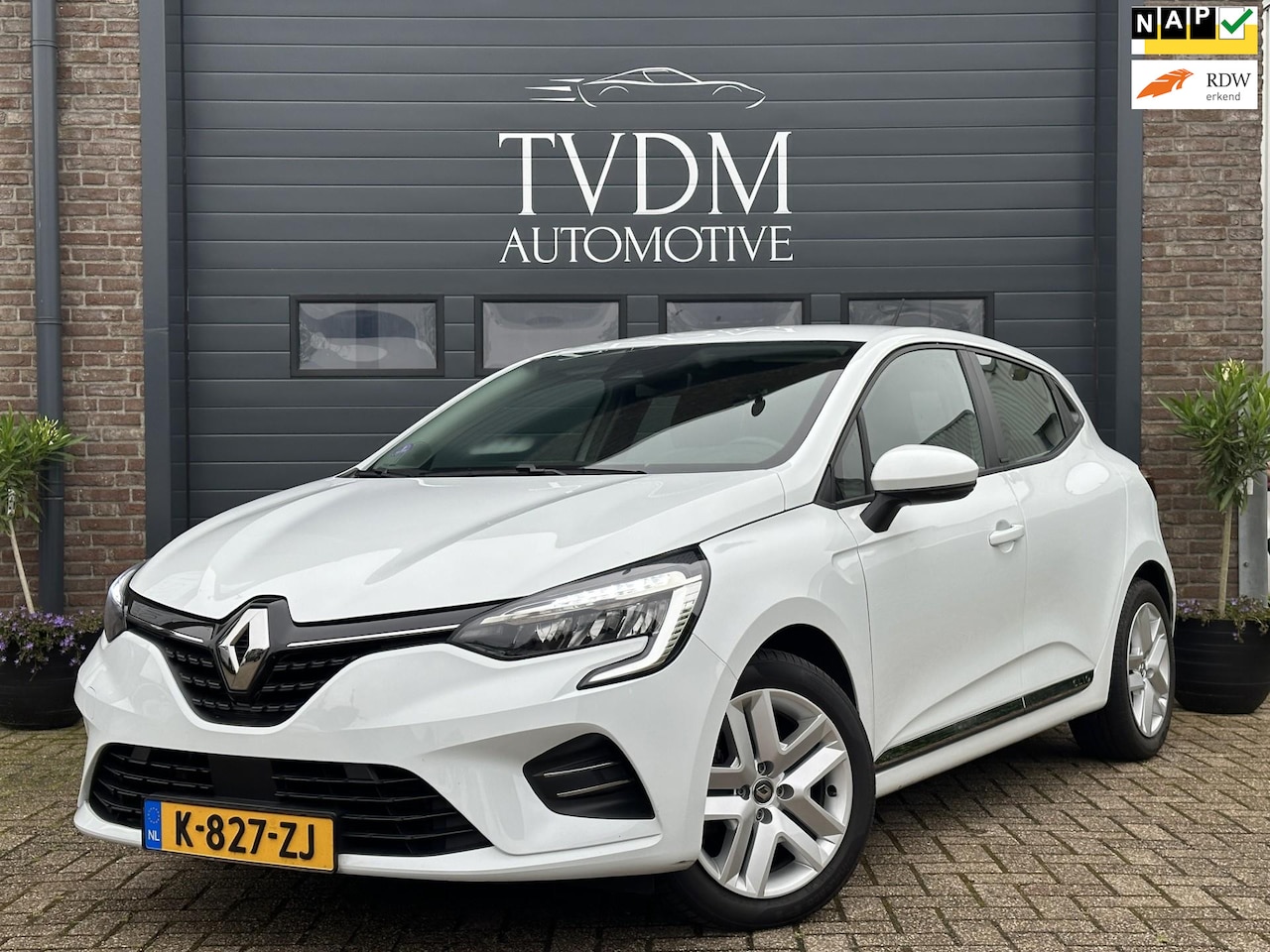 Renault Clio - 1.6 E-Tech Hybrid 140 Business Zen Navi, Cruise - AutoWereld.nl