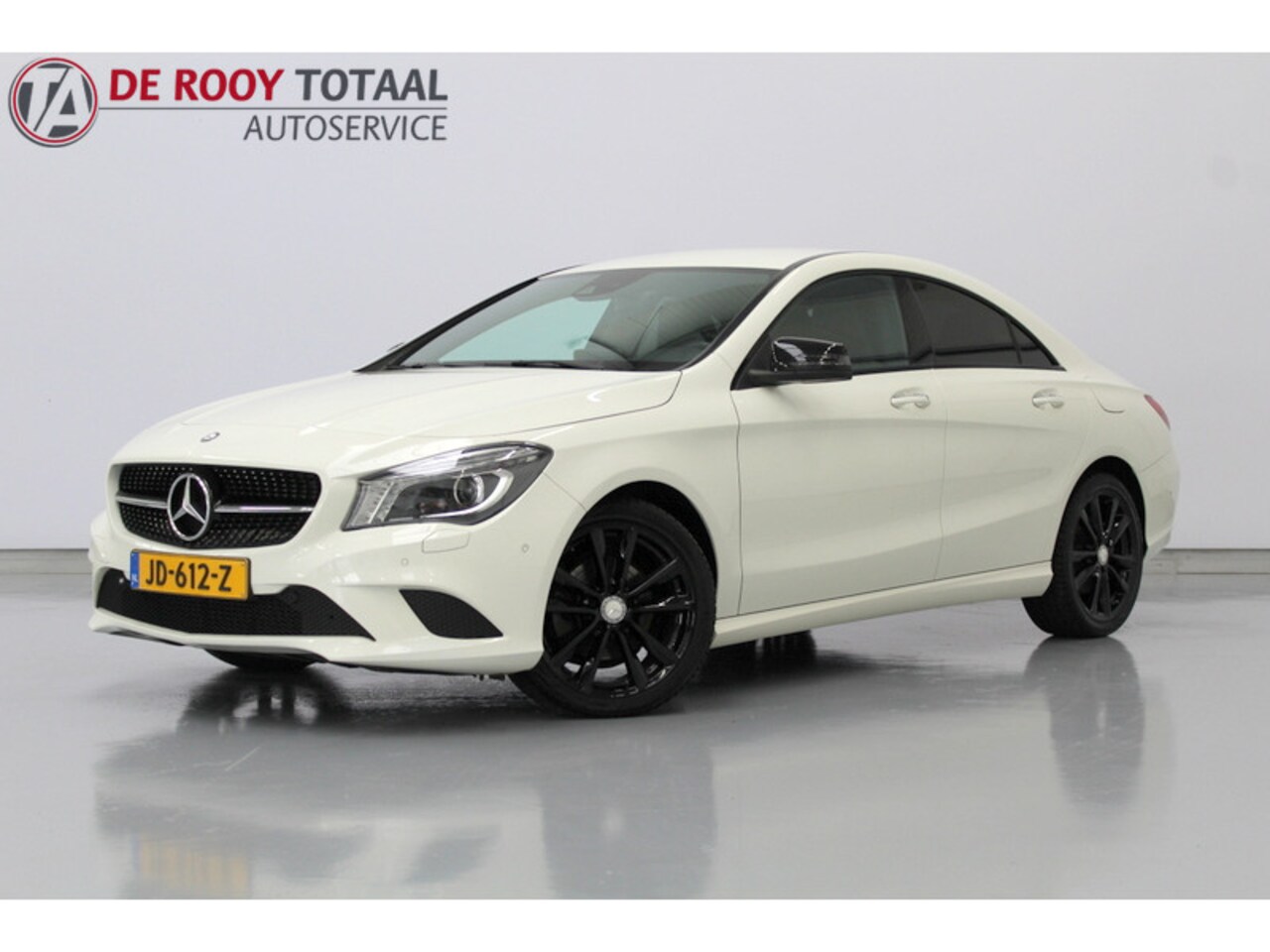 Mercedes-Benz CLA-Klasse - 180 Ambition 180 Ambition 123PK, NAVIGATIE | DEELS LEER | CRUISE CONTROLE | CAMERA | DEALER ONDERHOUDEN - AutoWereld.nl