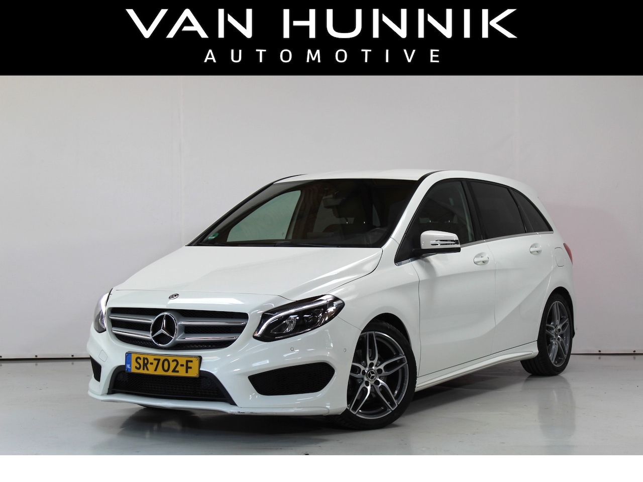 Mercedes-Benz B-klasse - 180 B S AMG Navi | Camera | Cruise | - AutoWereld.nl