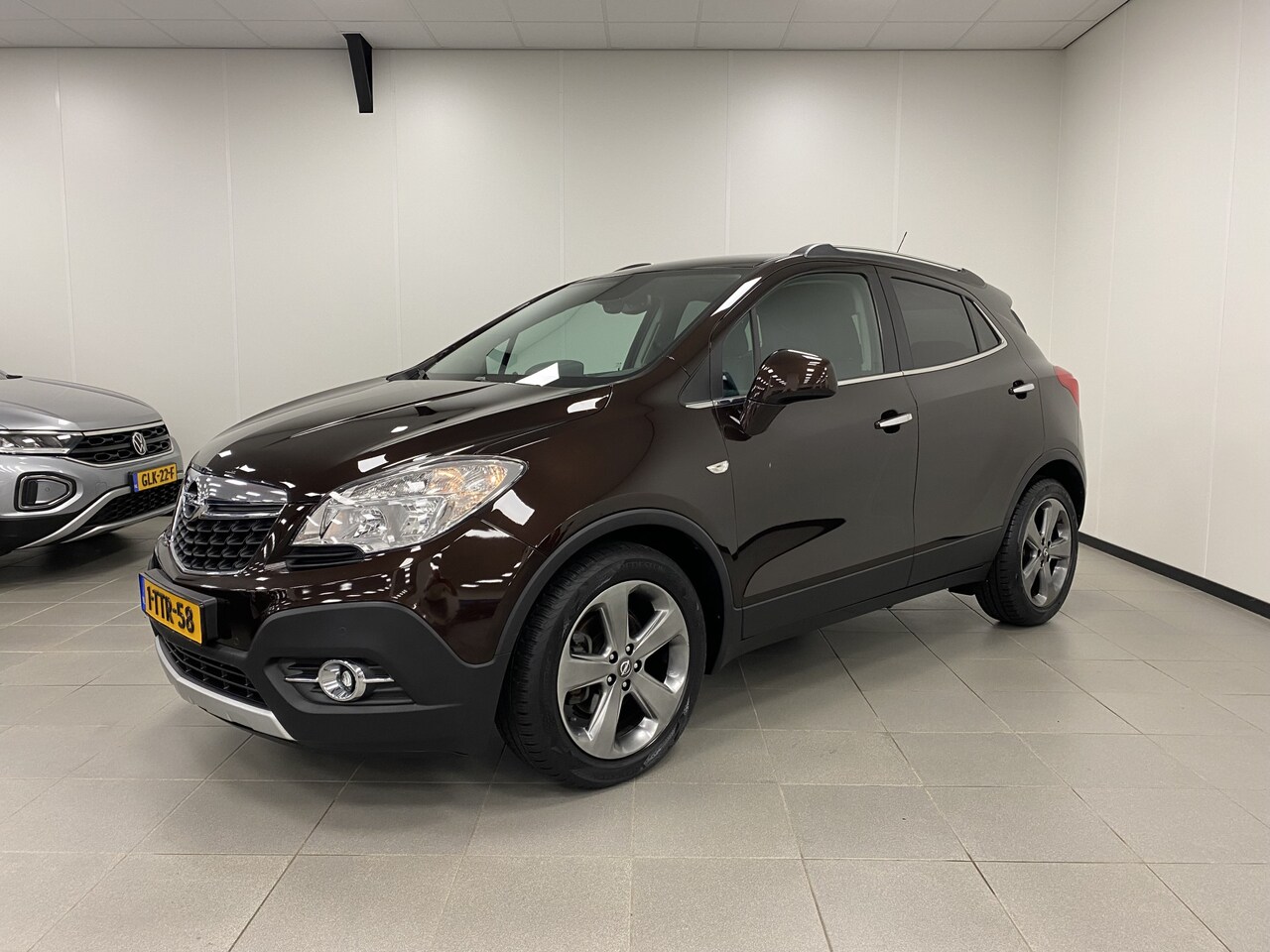 Opel Mokka - 1.4 T 140PK / COSMO / NAVI / H.LEDER / TREKH. / CAMERA / - AutoWereld.nl