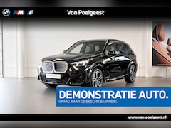 BMW iX1 - eDrive20 67 kWh | M Sport | Glazen Panoramadak | Harman Kardon | Stoelverwarming | Trekhaa