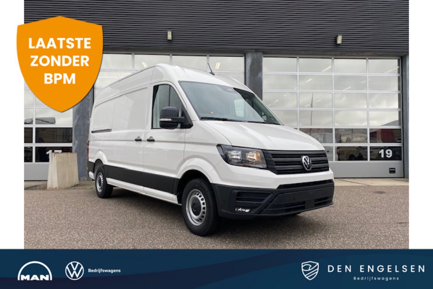 Volkswagen Crafter - 30 2.0 TDI 140PK L3H3 Highline AUTOMAAT, Modeljaar 2025, App Connect, Trekhaak - AutoWereld.nl