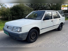 Peugeot 309 - 1.3 5 deurs 2 jaar APK inruil is mogelijk