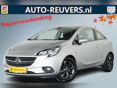 Opel Corsa - 1.2 / Carplay / Camera / Cruise control / All Season banden