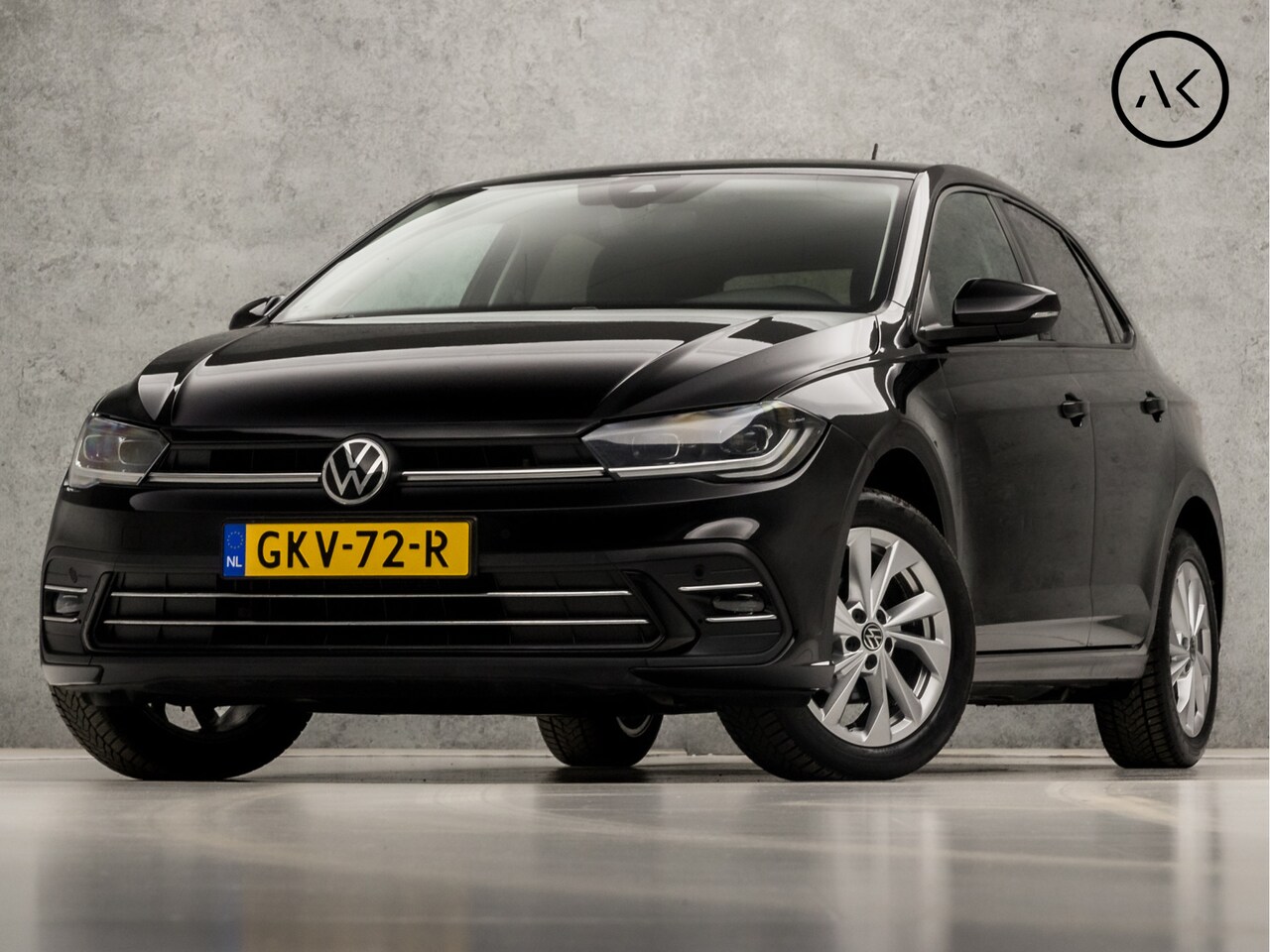 Volkswagen Polo - 1.0 TSI Sportline Automaat (APPLE CARPLAY, GROOT NAVI, DIGITAL COCKPIT, STOELVERWARMING, K - AutoWereld.nl