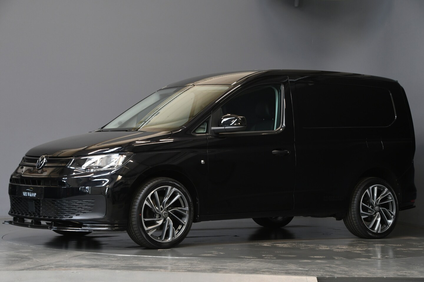 Volkswagen Caddy Cargo - 1.5 TSI N-EDITION | DAB | NAV | LEDER - AutoWereld.nl