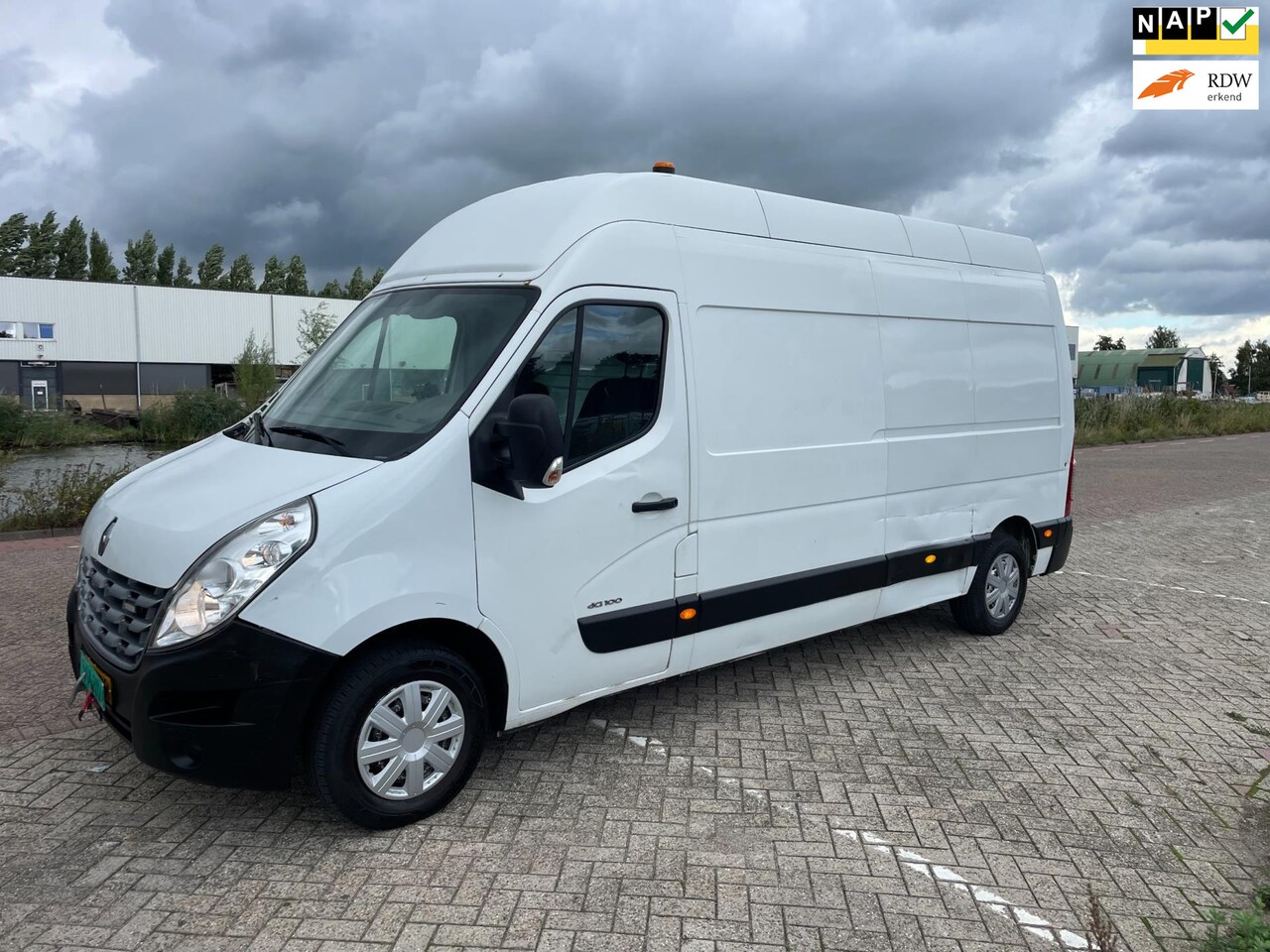 Renault Master - T35 2.3 dCi L3H3!AIRCO!ELECKTRISH RAAM&SPIEGEL!EXTRA LANG&HOOG!BANDEN GOED!TREKHAAK!APK:BI - AutoWereld.nl