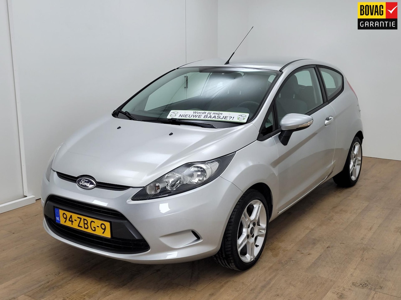 Ford Fiesta - 1.25 Champion | Airco | Sportvelgen | Radio met aux | Isofix | Leuke sportieve uitvoering - AutoWereld.nl