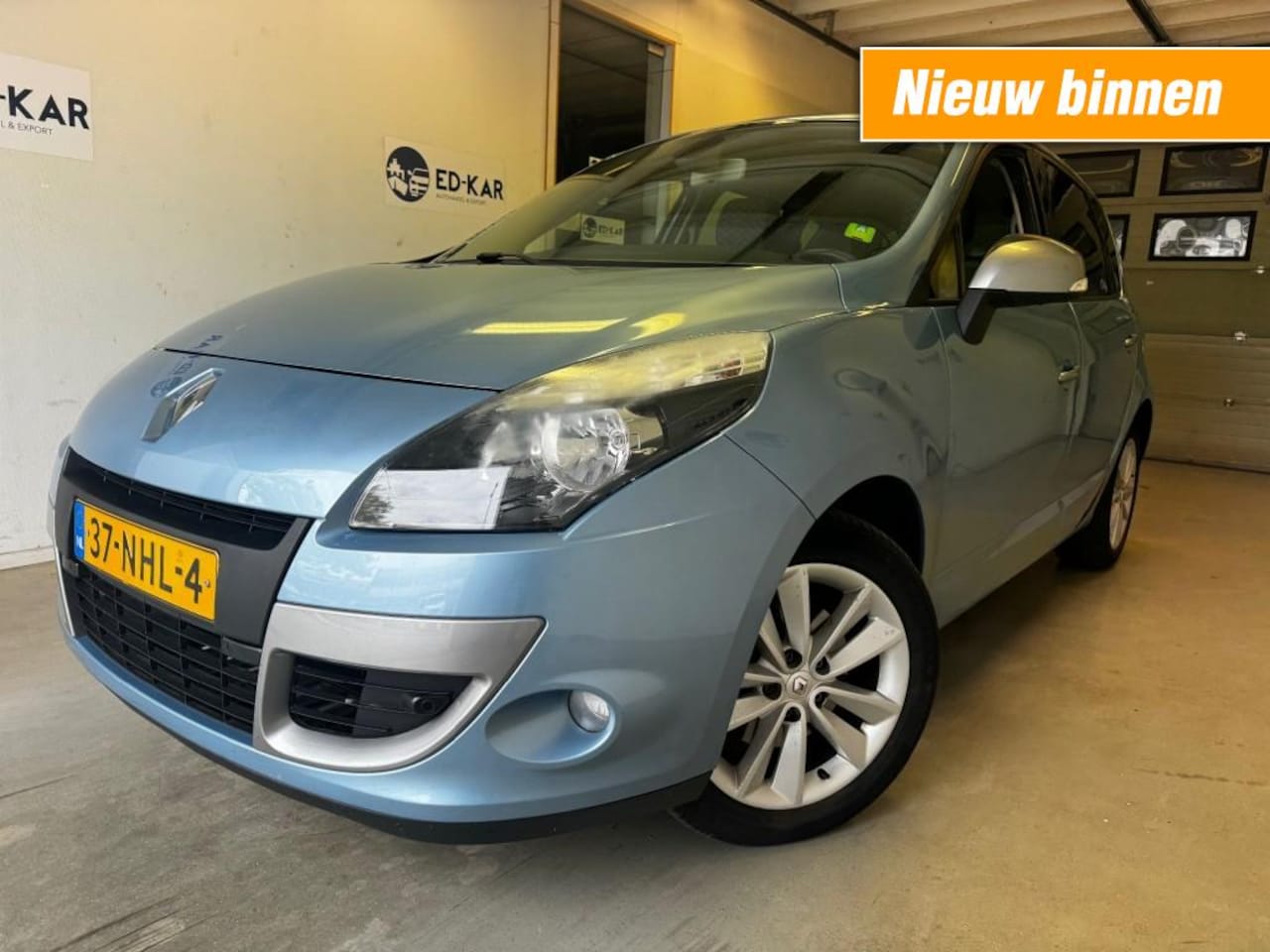 Renault Scénic - 1.6 Celsium 2de EIG NAVI CAMERA NAP APK 9-2025 - AutoWereld.nl