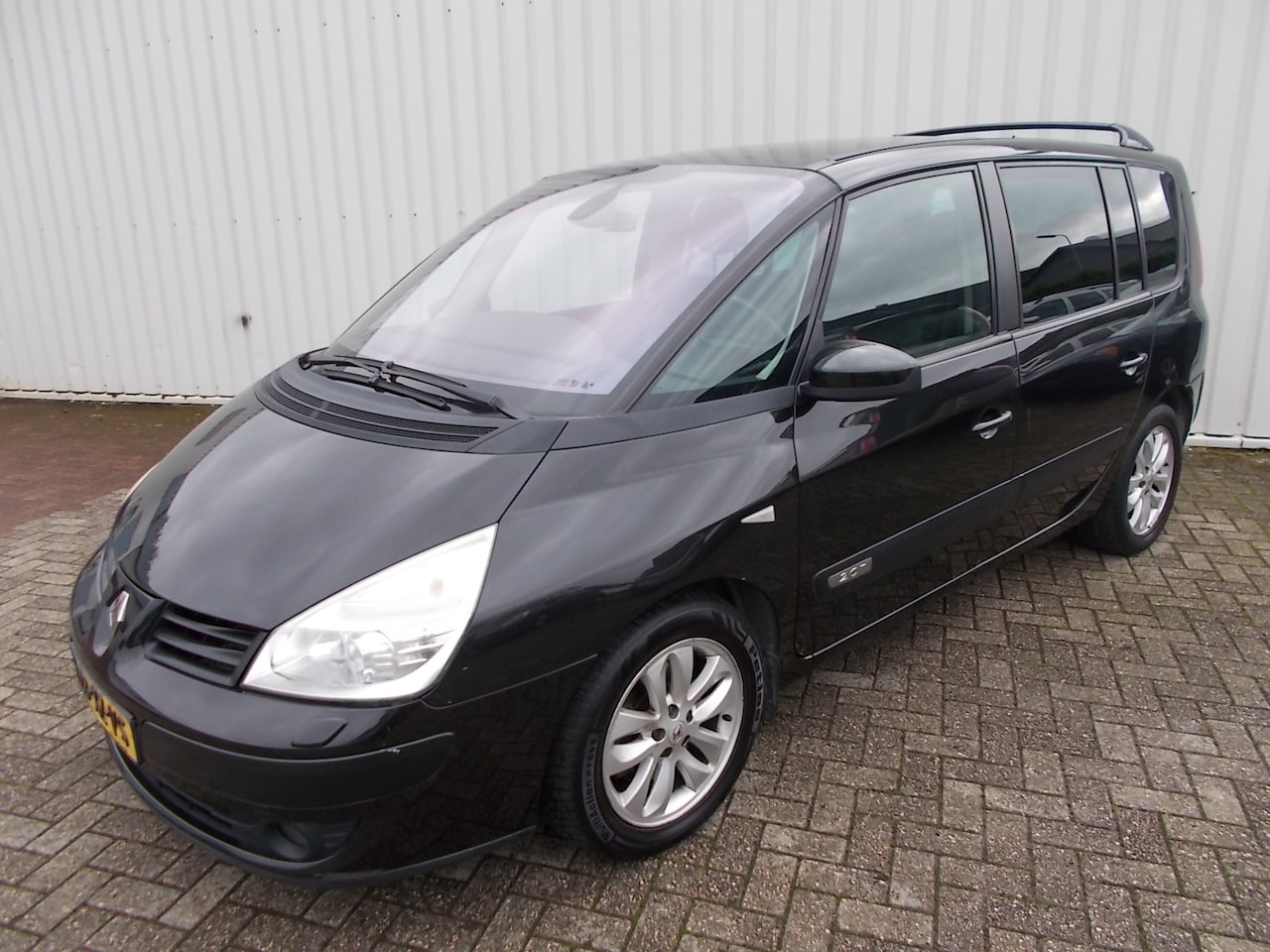 Renault Espace - 2.0T Expression Automaat 7P ( APK 25-03-2025 ) - AutoWereld.nl