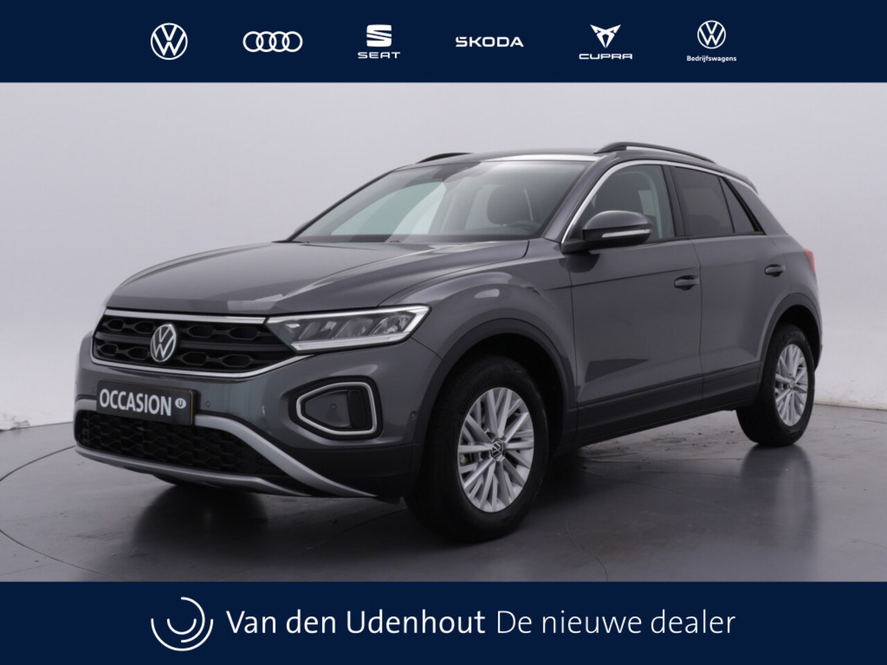 Volkswagen T-Roc - 1.0 TSI Life | Navi | Camera | Privacy Glass - AutoWereld.nl