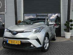 Toyota C-HR - 1.8 Hybrid Dynamic