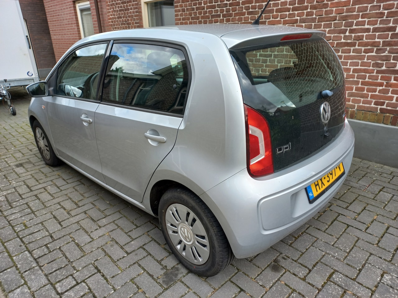 Volkswagen Up! - 1.0 move up! BlueMotion - AutoWereld.nl