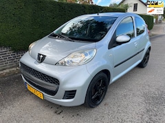 Peugeot 107 - 1.0-12V XS