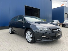 Opel Astra Sports Tourer - 1.4 Turbo Cosmo / AUTOMAAT / CLIMATE CONTROL / PDC / CRUISE CONTROL / STOELVERWARMING