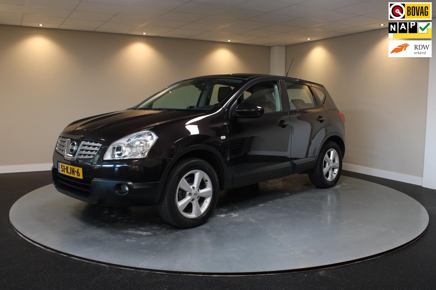 Nissan Qashqai - 1.6 Acenta *Panodak* Leer|Trekhaak|Cruise - AutoWereld.nl