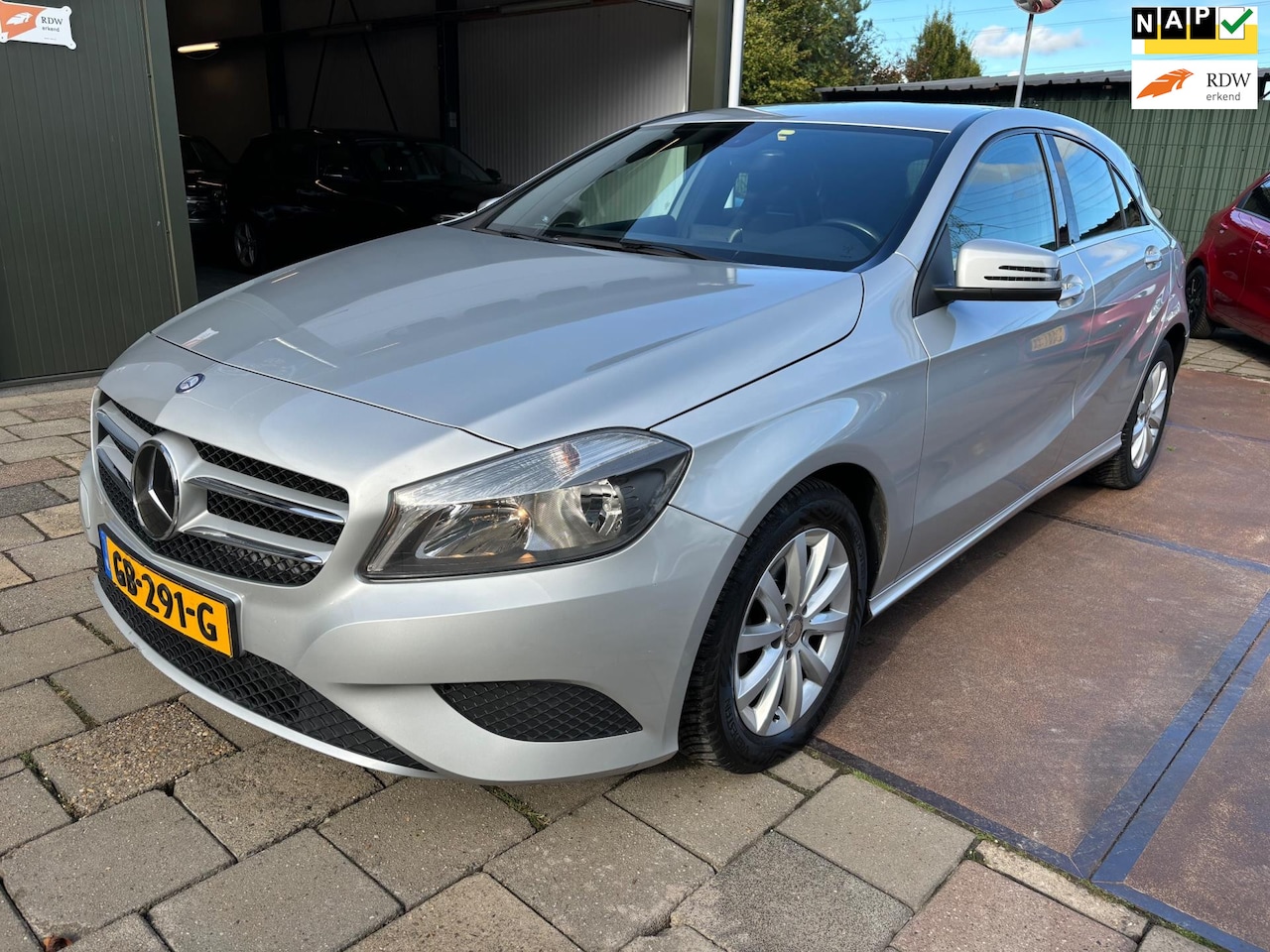 Mercedes-Benz A-klasse - 180 Ambition Automaat Navi Topstaat - AutoWereld.nl