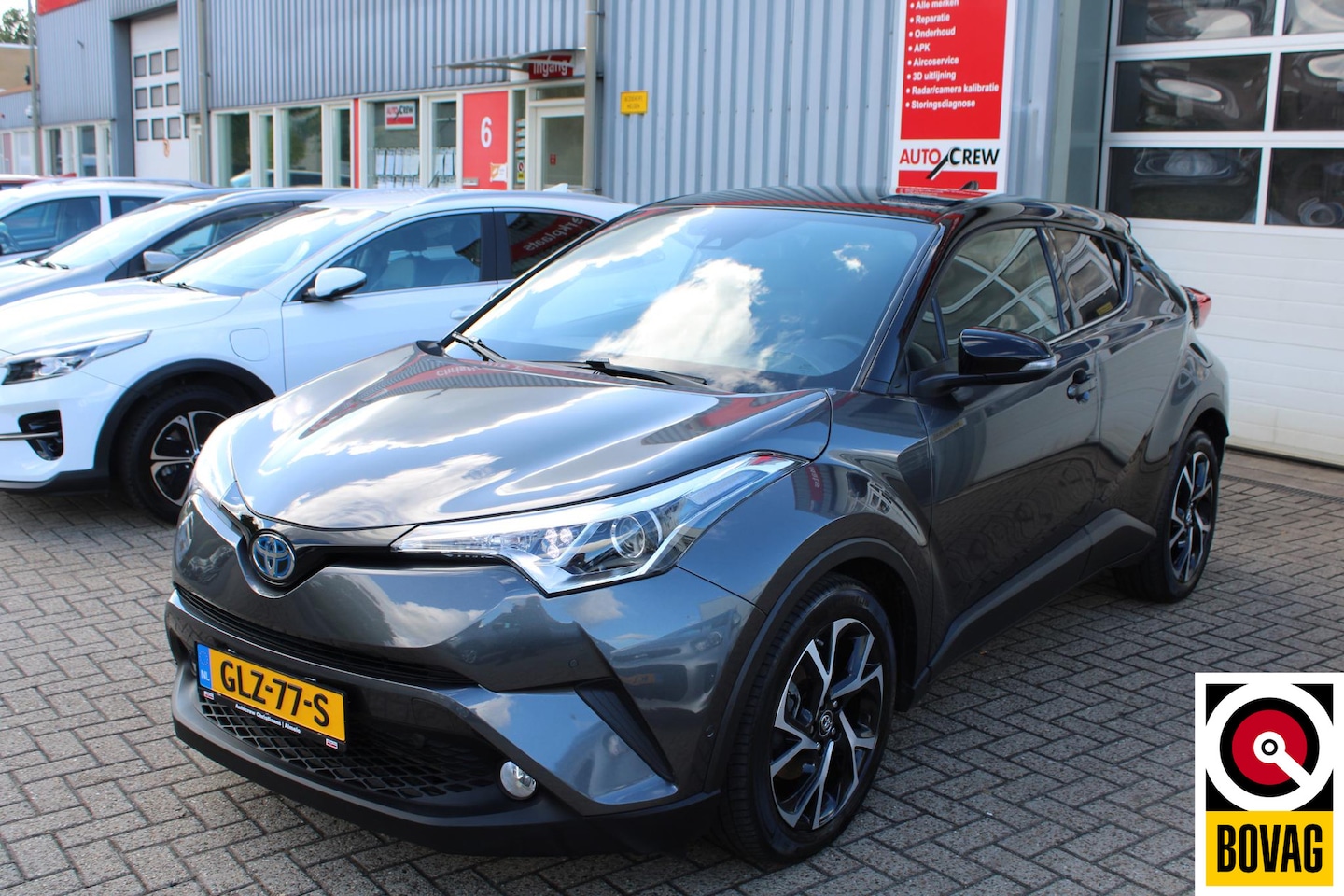 Toyota C-HR - 1.8 Hybrid Bi-Tone 1.8 Hybrid Bi-Tone - AutoWereld.nl