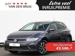 Volkswagen Polo - 1.0 TSI Life Edition | Navigatie | Parkeersensoren | 15" lm velgen | Getint glas |