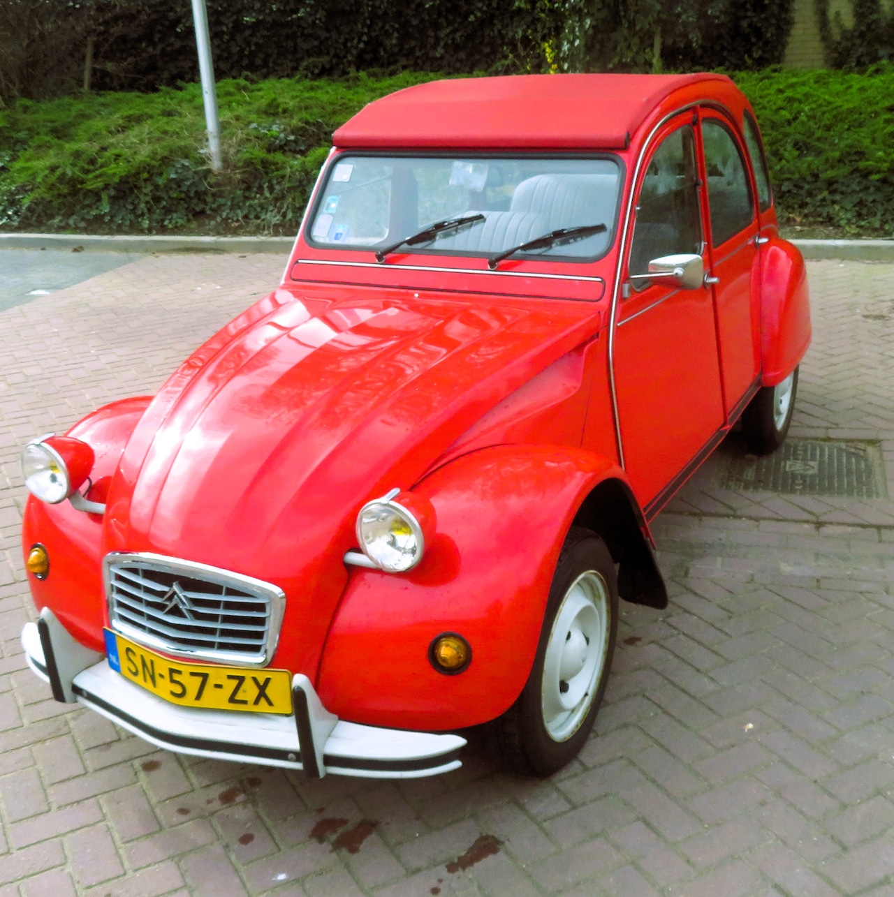 Citroën 2 CV - 2CV6 Club - AutoWereld.nl