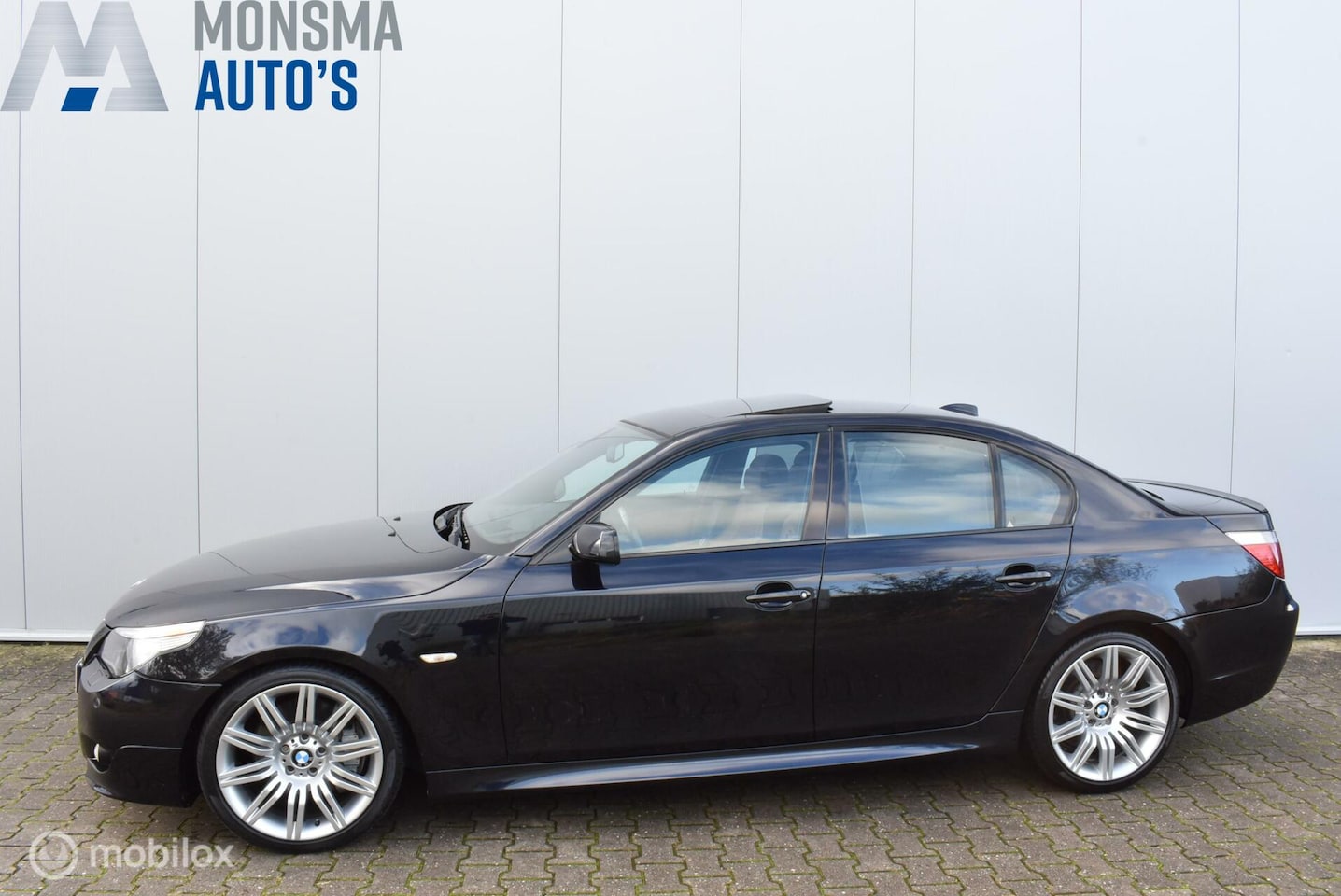 BMW 5-serie - 550i 550i - AutoWereld.nl