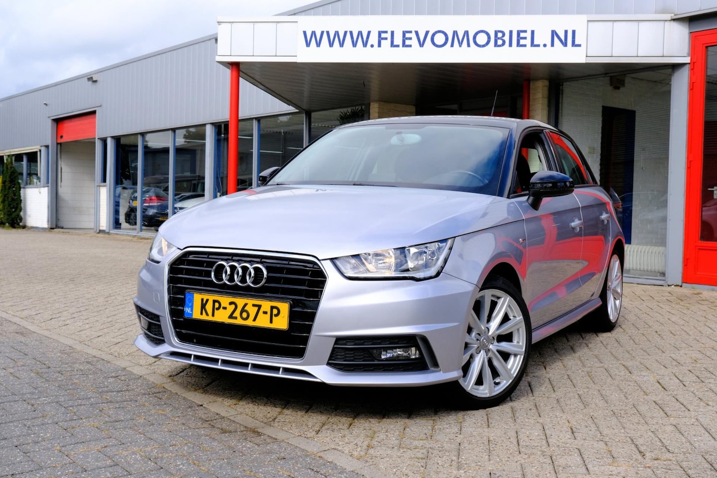 Audi A1 Sportback - 1.0 TFSI Adrenalin 5-drs Navi|Airco|LMV - AutoWereld.nl