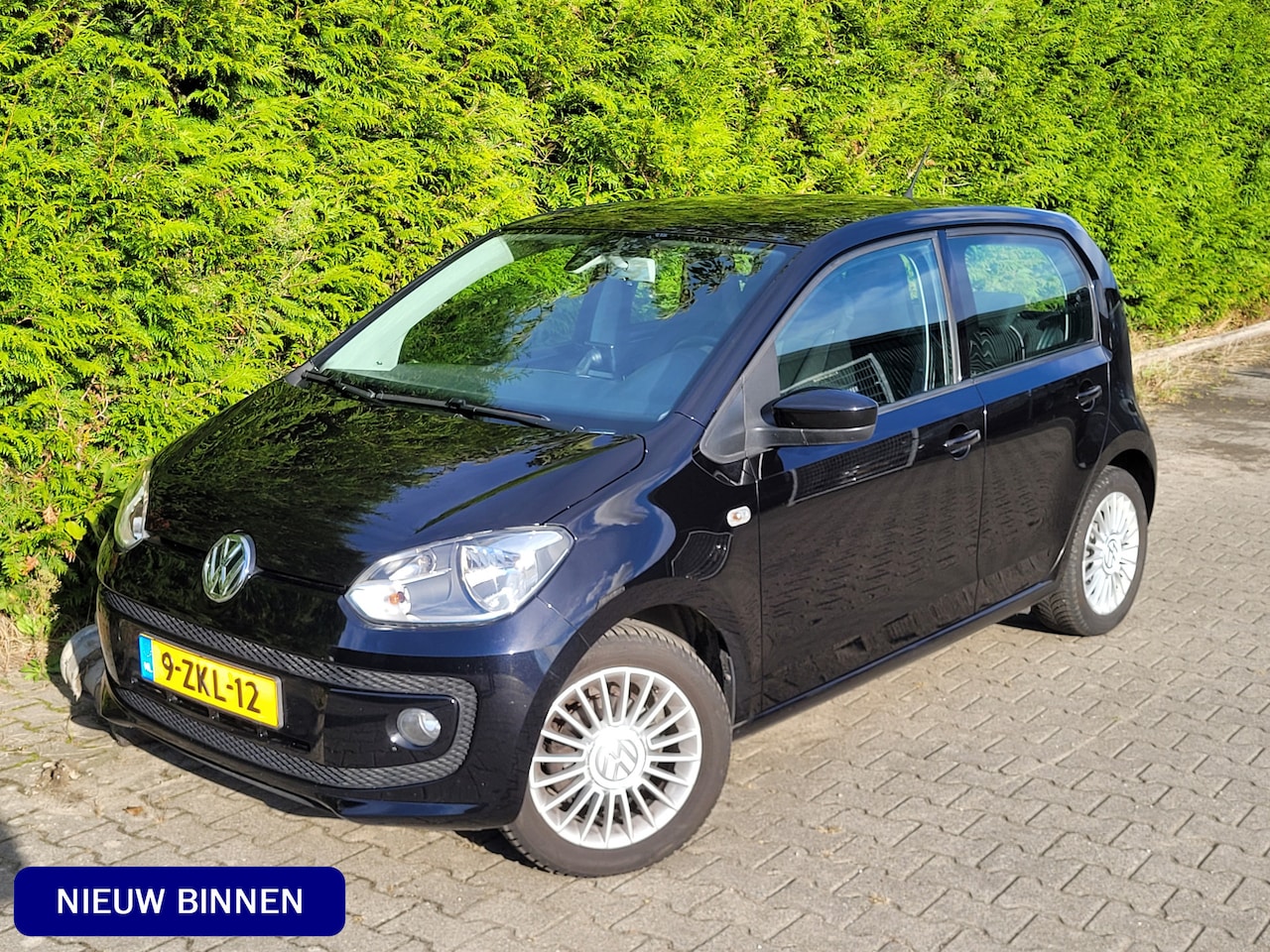 Volkswagen Up! - 1.0 high up! BlueMotion NAVI PDC CRUISE - AutoWereld.nl