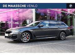 BMW 5-serie Touring - 530e High Executive M Sport Automaat / Panoramadak / Trekhaak / Sportstoelen / Stoelverwar