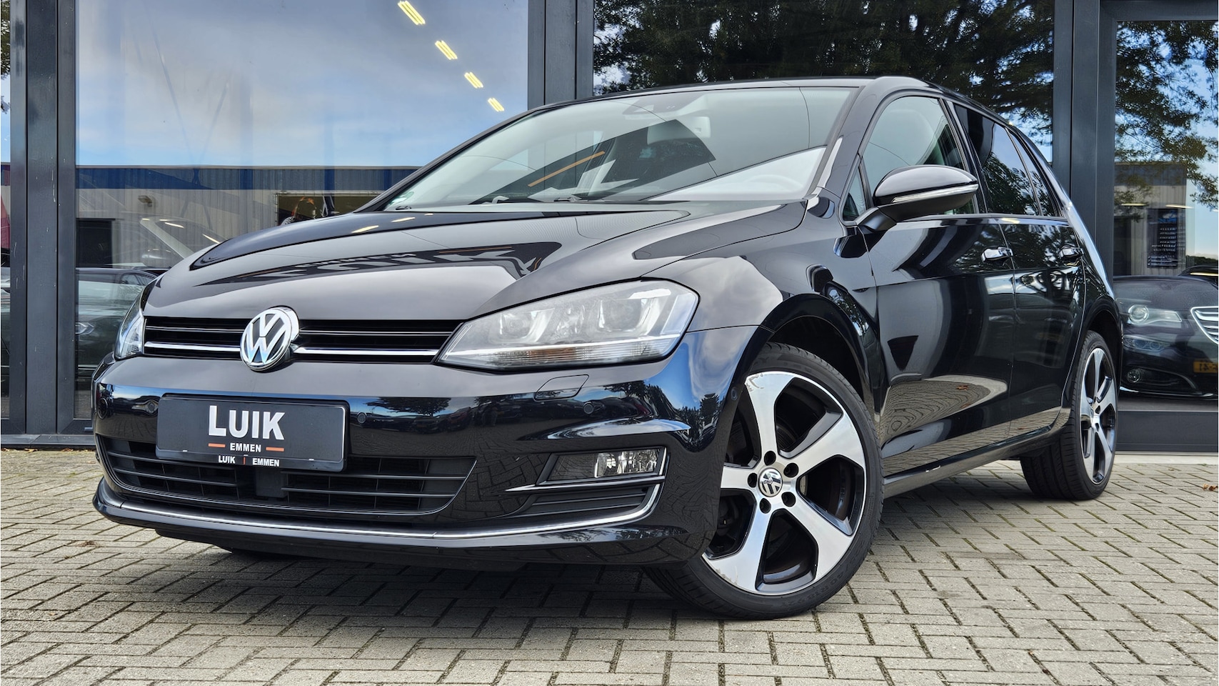 Volkswagen Golf - 1.4 TSI ACT Highline + GTI VELGEN + ADAPT CRUISE + VOLLEER + CAMERA + LED - AutoWereld.nl