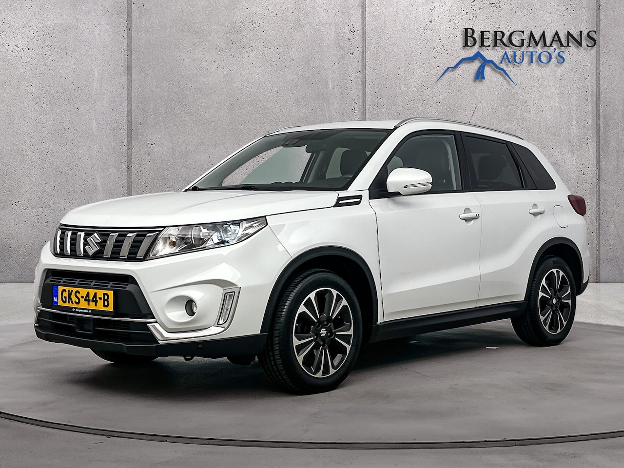 Suzuki Vitara - 1.4 Boosterjet AllGrip Stijl // TREKHAAK // PANORAMA // - AutoWereld.nl