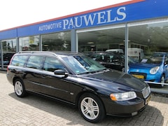 Volvo V70 - 2.4 D5 Kinetic, diesel, automaat, 2006, 449148 km