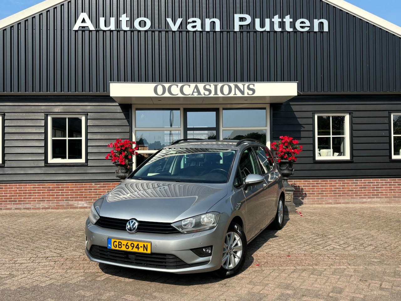 Volkswagen Golf Sportsvan - 1.2 TSI Highline / Navi / Clima / Cruise / Stoelverwarming / - AutoWereld.nl