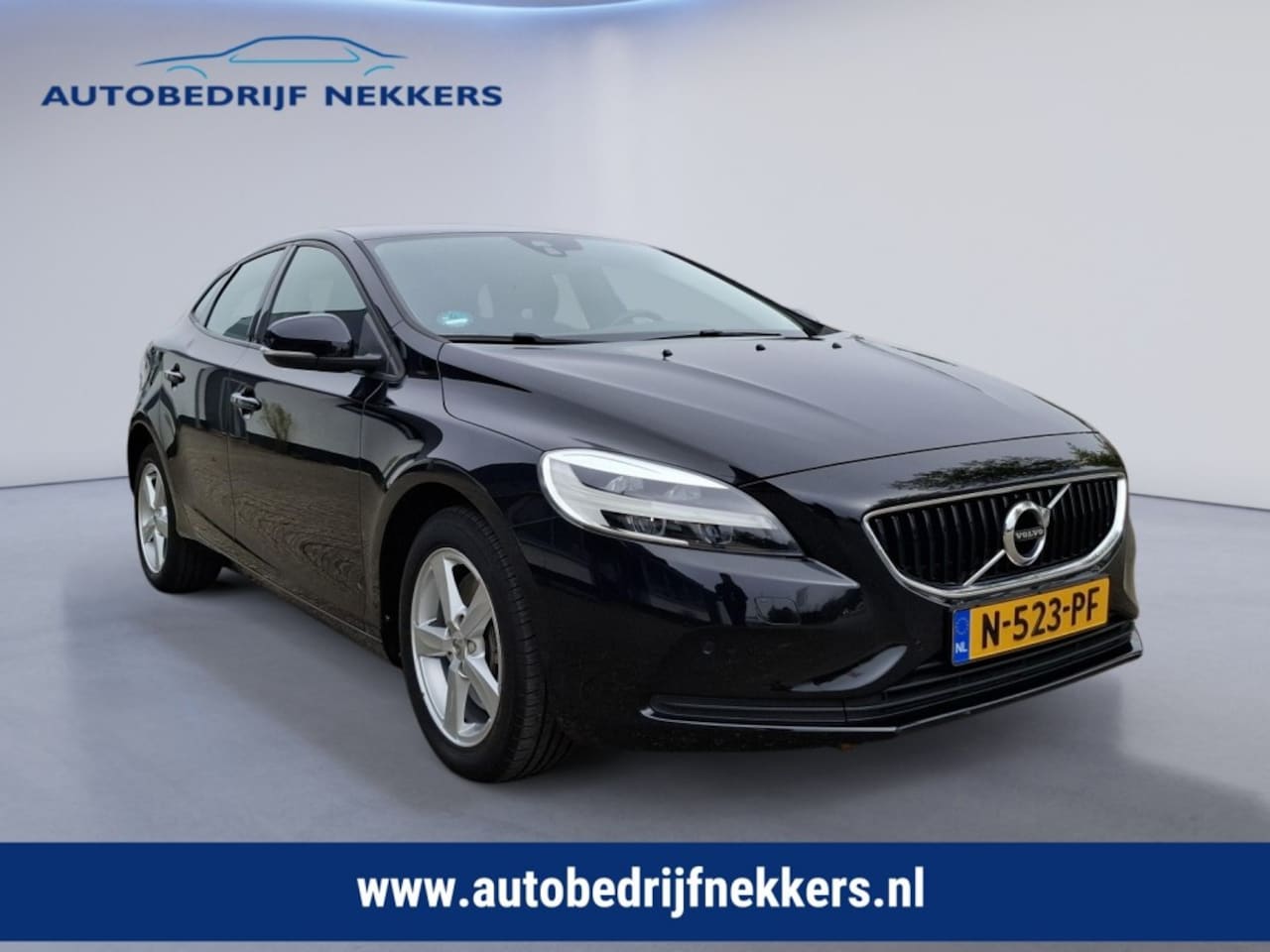 Volvo V40 - 1.5 T3 Momentum 1.5 T3 MOMENTUM - AutoWereld.nl