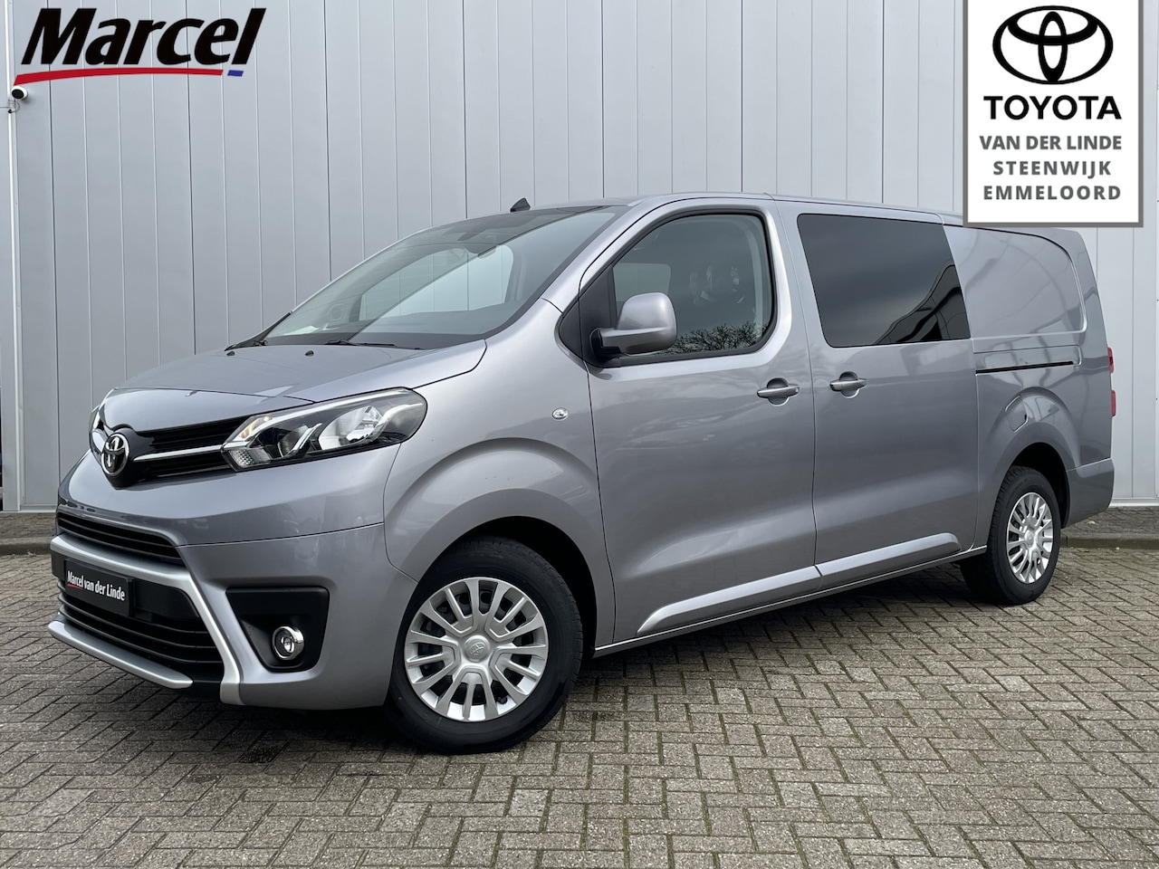 Toyota ProAce Worker - 2.0 D-4D Professional Dubbel Cabine Nieuw Voorraad Snel Leveren - AutoWereld.nl