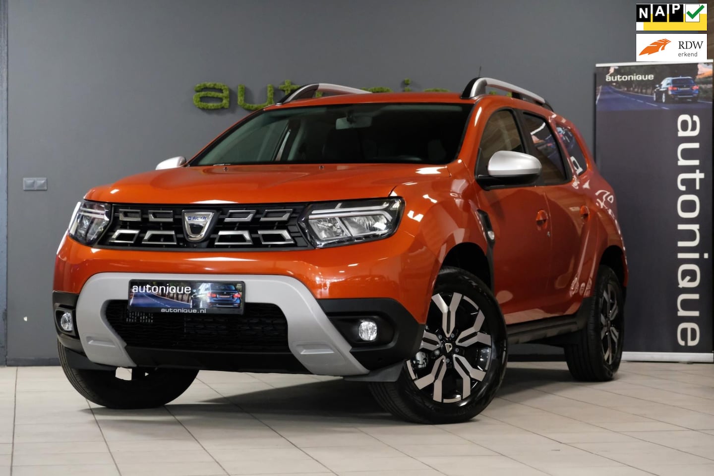 Dacia Duster - 1.3 TCe Prestige 150pk |7.866km ALS NIEUW| Navi/Camera/Automaat - AutoWereld.nl