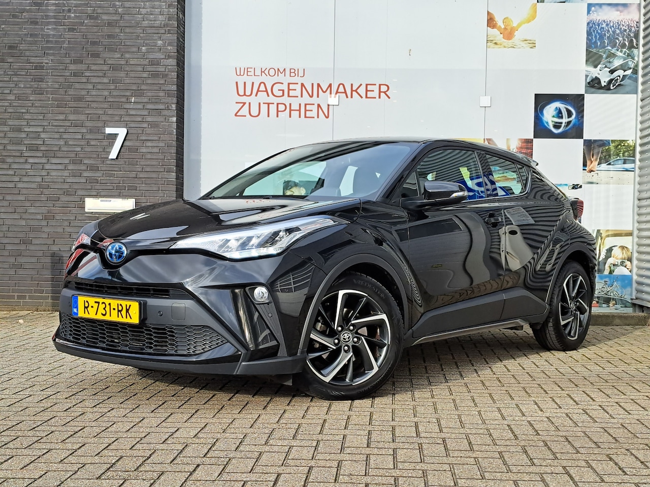 Toyota C-HR - 1.8 Hybrid Dynamic Automaat | ACHTERUITRIJCAMERA | CRUISE CONTROL | PARKEERSENSOREN | - AutoWereld.nl