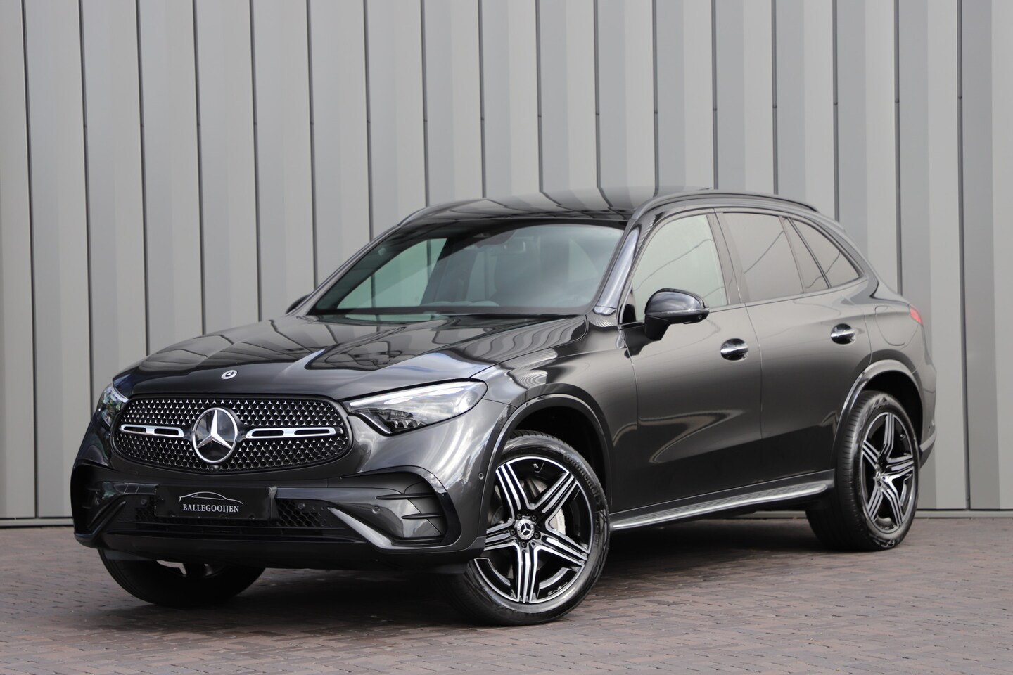 Mercedes-Benz GLC-klasse - 400e AMG 4-Matic | Aut9 | 381PK | Head-up | Keyles-go | Distronic | Pano | Sfeerverlichtin - AutoWereld.nl