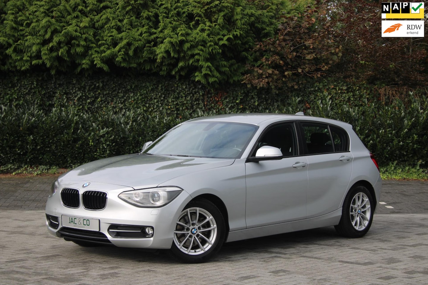 BMW 1-serie - 114i Business Sport-Navi-Xenon-NAP - AutoWereld.nl