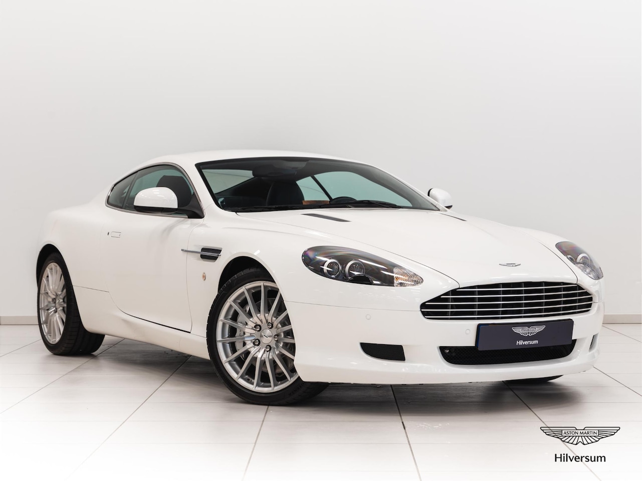 Aston Martin DB9 - MANUAL - AutoWereld.nl