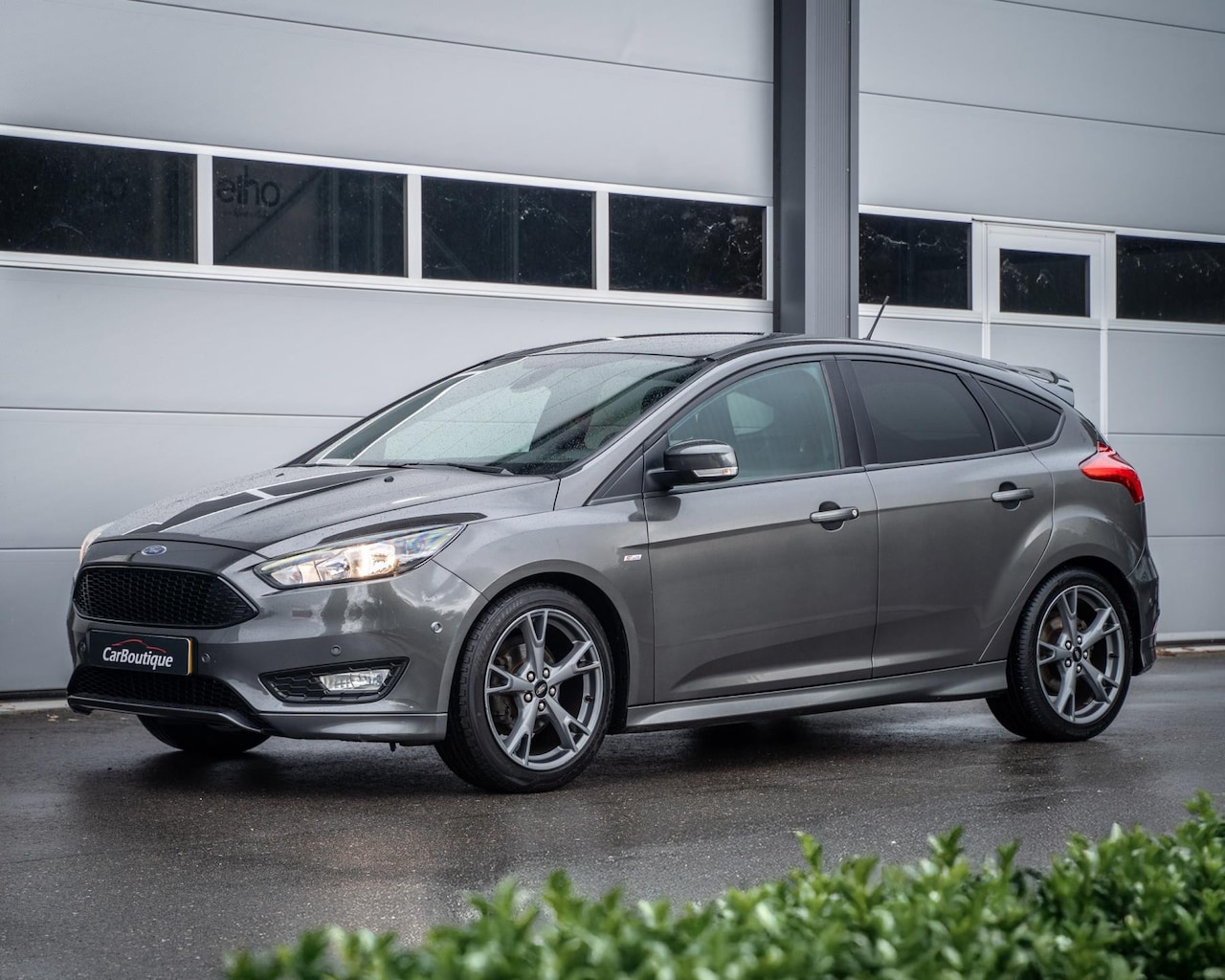 Ford Focus - 1.0 ST-Line I Carplay I Cruise Control | Airco I PDC I Led I NAP I Onderhouden I 2 Stuks I - AutoWereld.nl