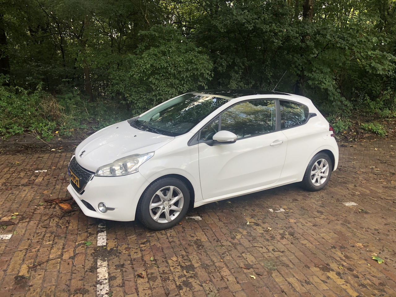 Peugeot 208 - 1.4 Vti Active 1.4 VTi Active - AutoWereld.nl