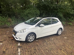 Peugeot 208 - 1.4 VTi Active