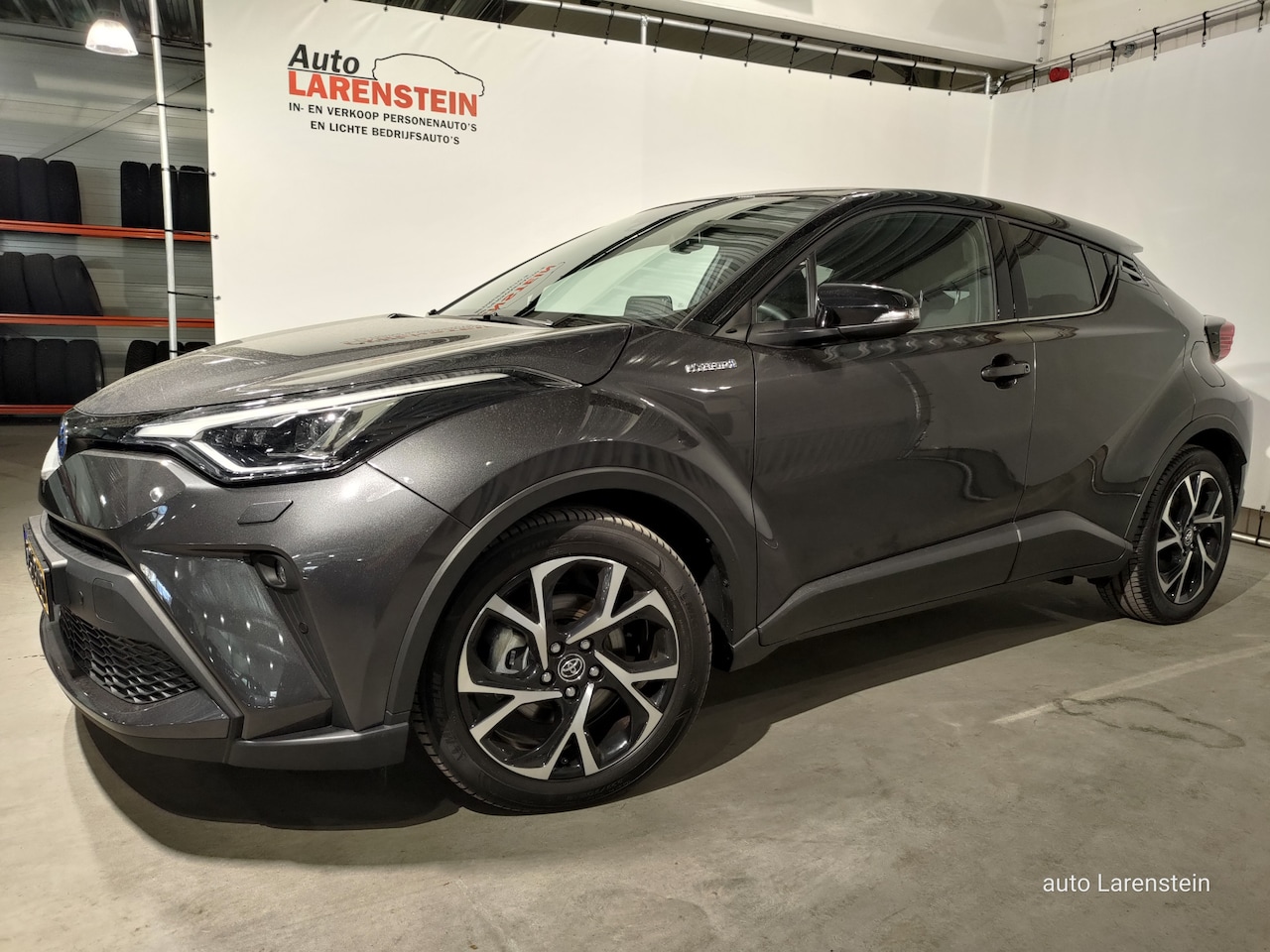 Toyota C-HR - 2.0i 184pk Hybride Dynamic Premium+ Carplay / ACC / A.Camera / Winter Pack 135kw - AutoWereld.nl