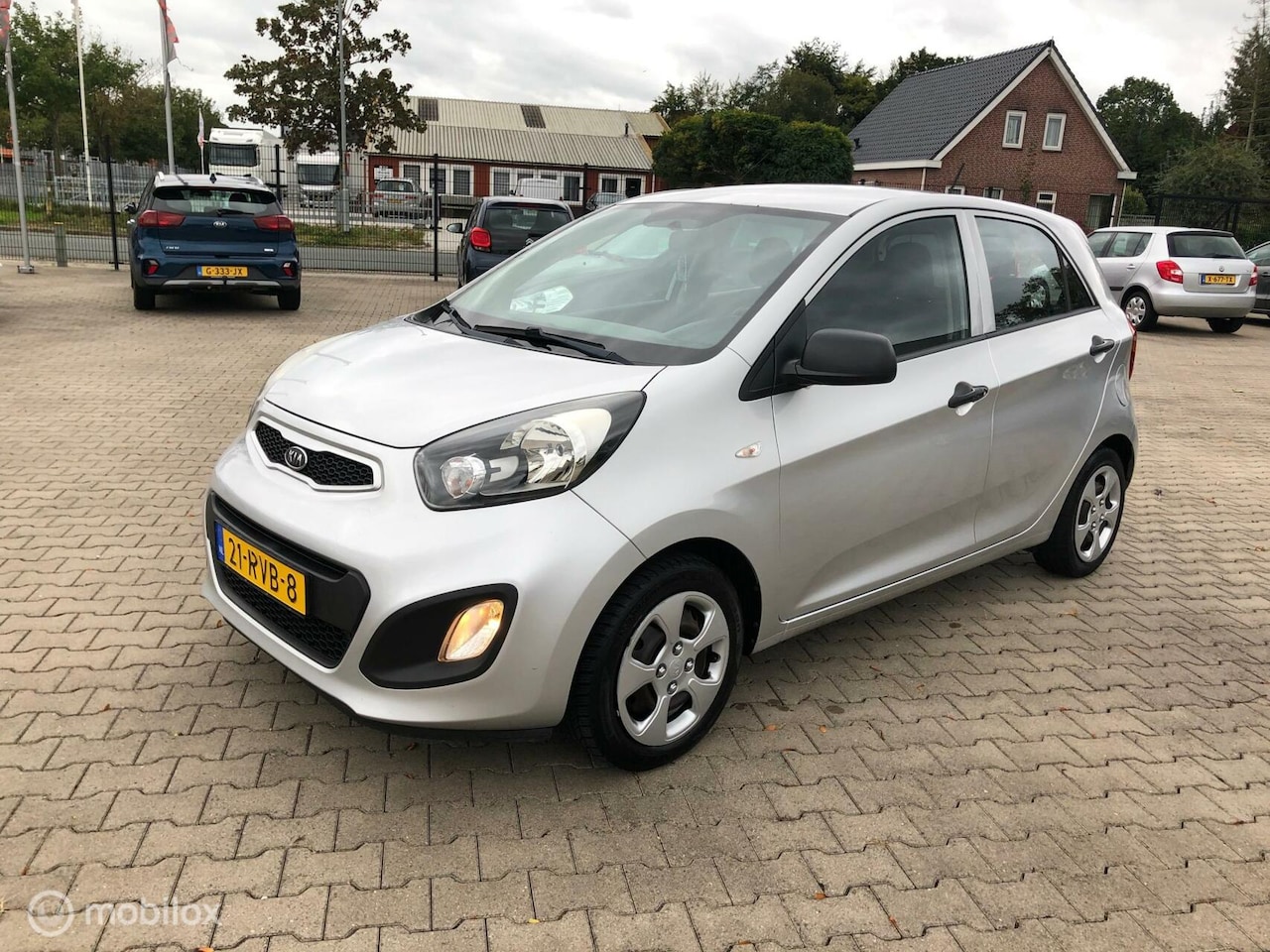 Kia Picanto - 1.0 CVVT 5.DRS AIRCO N.A.P - AutoWereld.nl