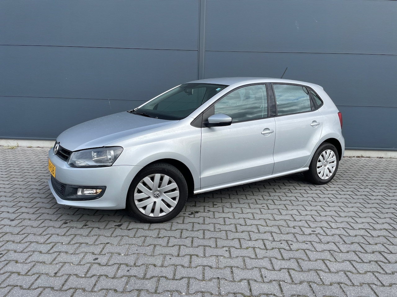 Volkswagen Polo - 1.4-16V met cruise / airco / dealer onderhouden - AutoWereld.nl