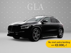 Mercedes-Benz GLA-Klasse - 250 4-Matic AMG Night Edition Aut- Panodak I Sfeerverlichting I Carbon Pakket I Sideskirts